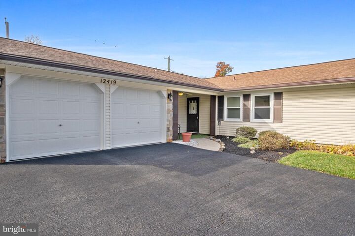 Property Photo: 12419 Kensington Lane MD 20715