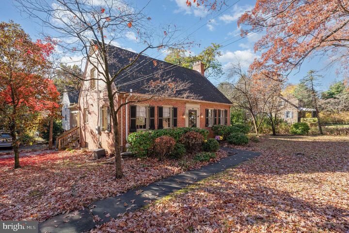 Property Photo: 109 W Seminary Avenue MD 21093