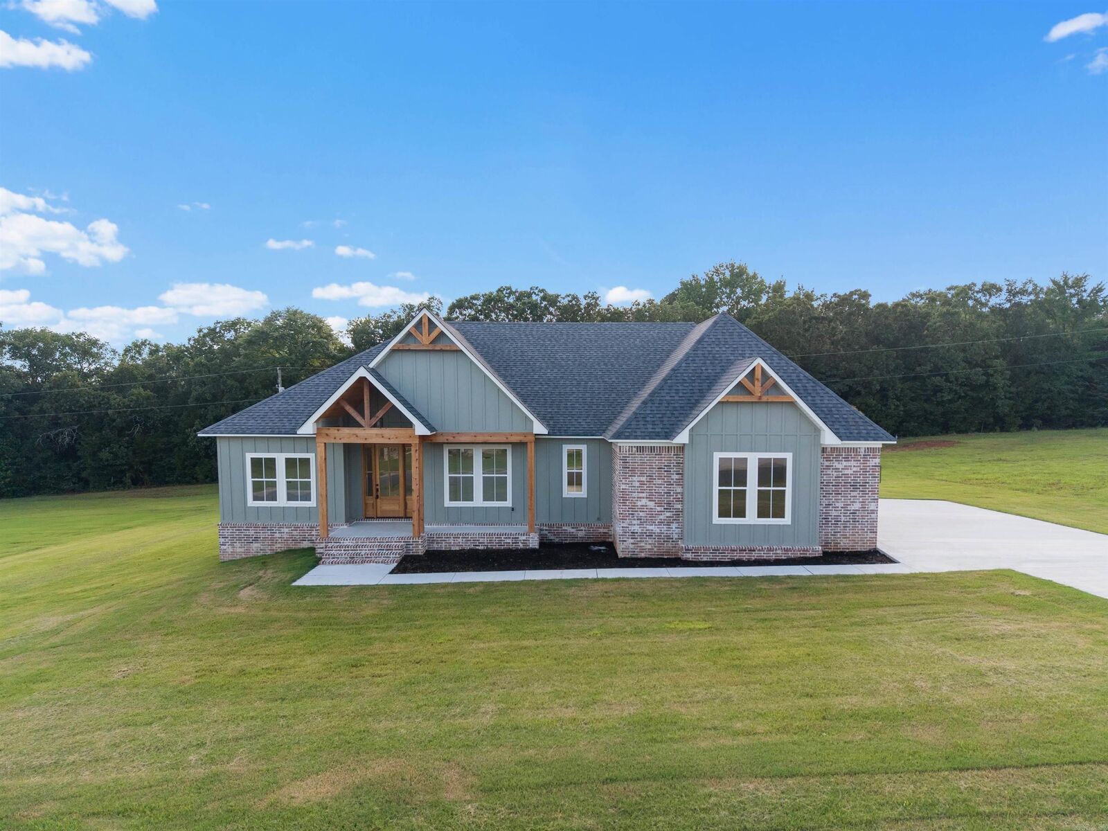 Property Photo: 7 Avrey Lane AR 72058