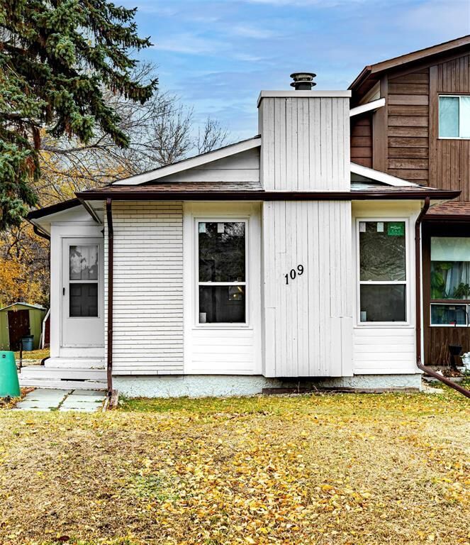 Property Photo: 109 Grandmont Boulevard MB R3V 1M8