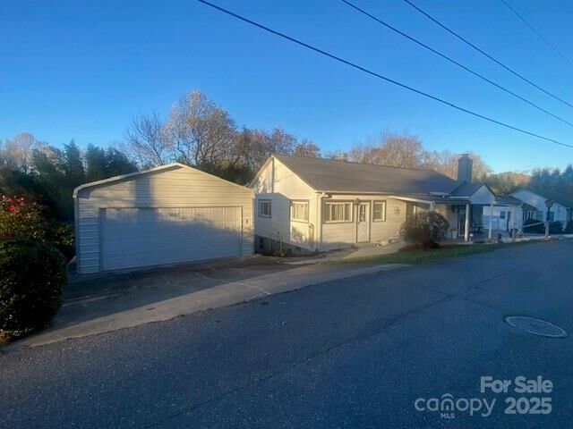 Property Photo:  111 Berry Street  NC 28655 