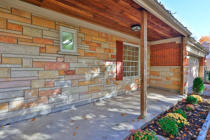 Property Photo: 3724 Yellowstone Drive OH 45251