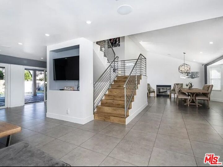 Property Photo: 6140 Rhodes Ave CA 91606