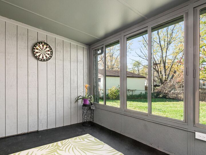 Property Photo: 1543 S Hamilton Road OH 43227