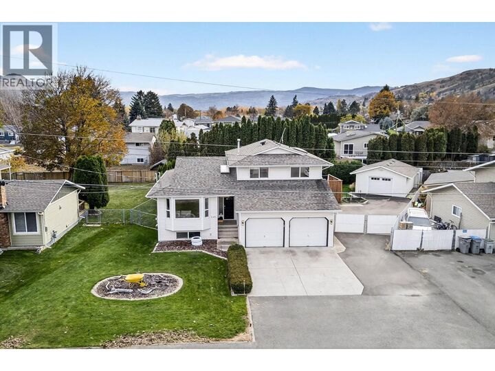 787 Morven Drive  Kamloops BC V2B 7T7 photo