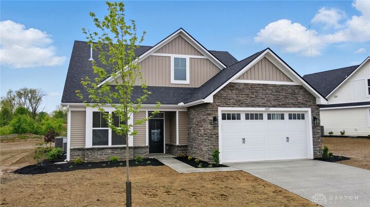 Property Photo: 1507 Kingsgate OH 45502