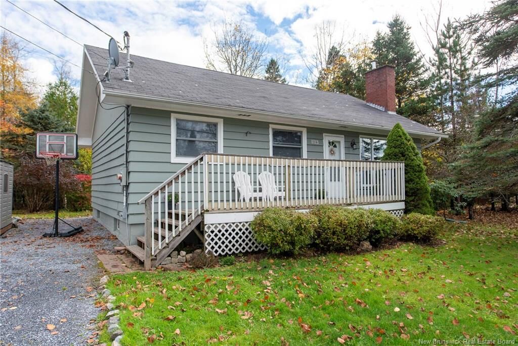 Property Photo: 1104 Kennebecasis Drive NB E2K 5B1