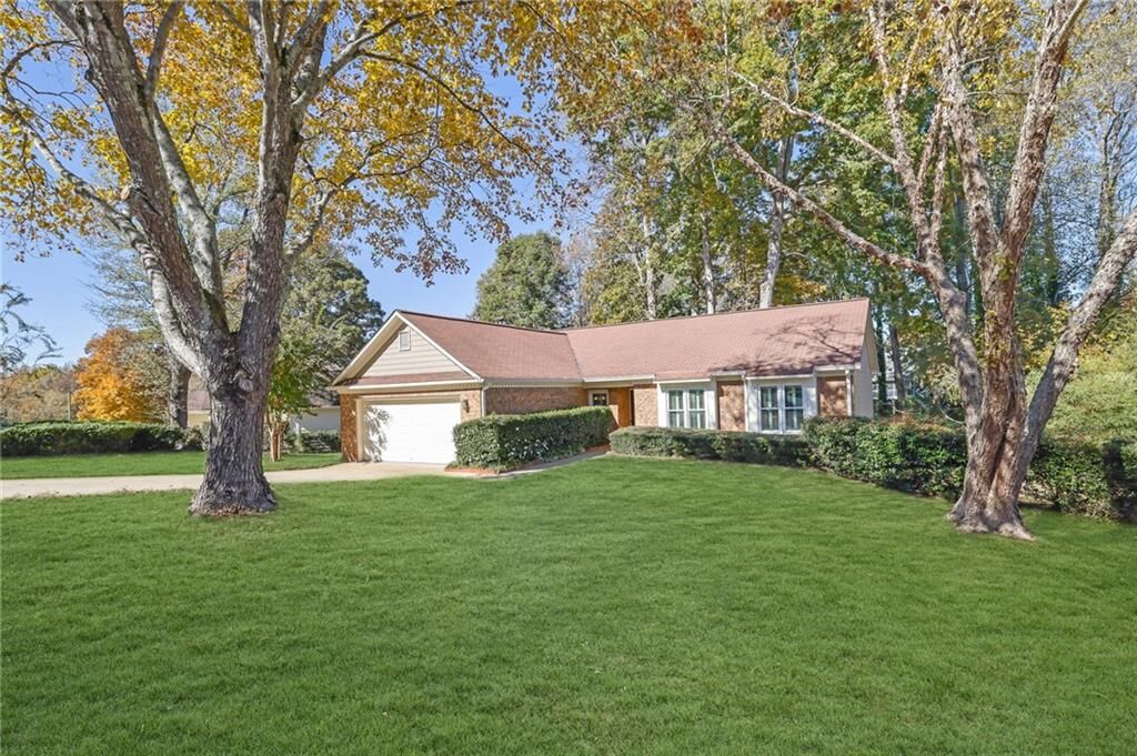 Property Photo: 1740 Latour Drive NE GA 30066