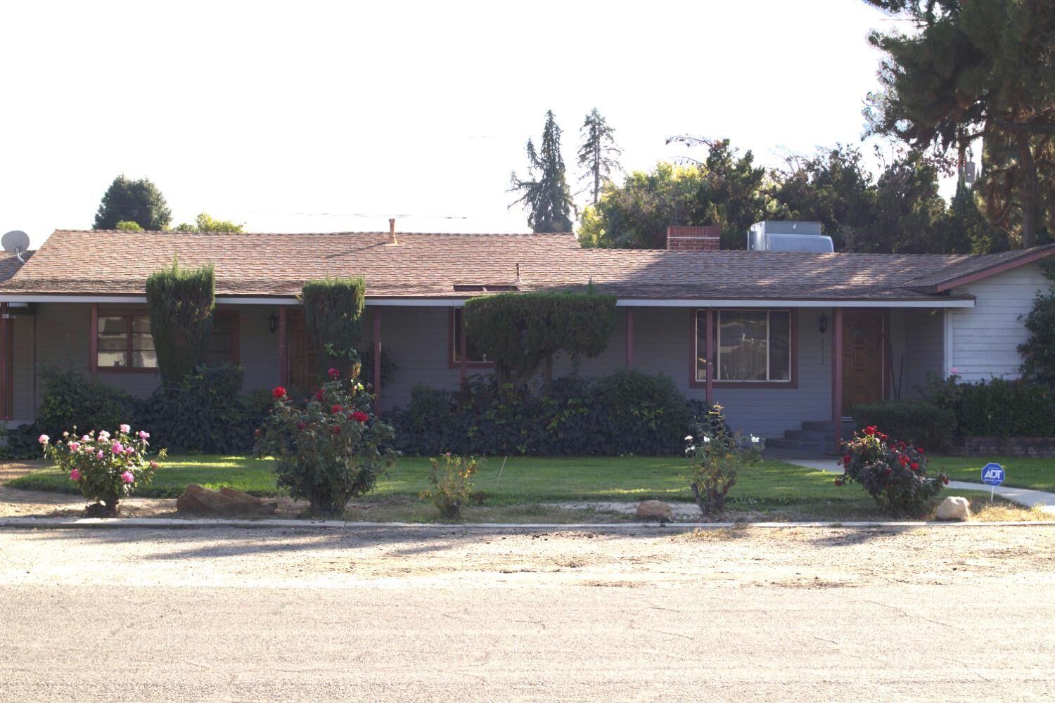 Property Photo:  5812 E Midwick Lane  CA 93727 
