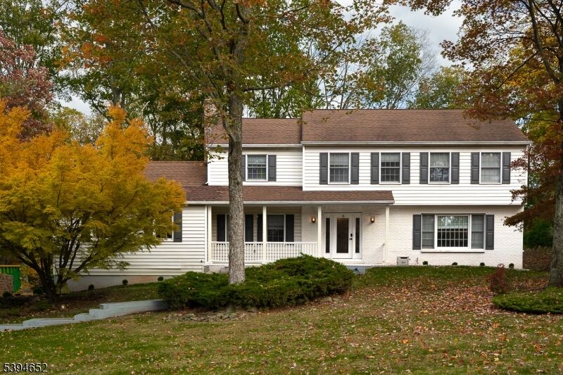 Property Photo:  6 Northridge Way  NJ 07059 