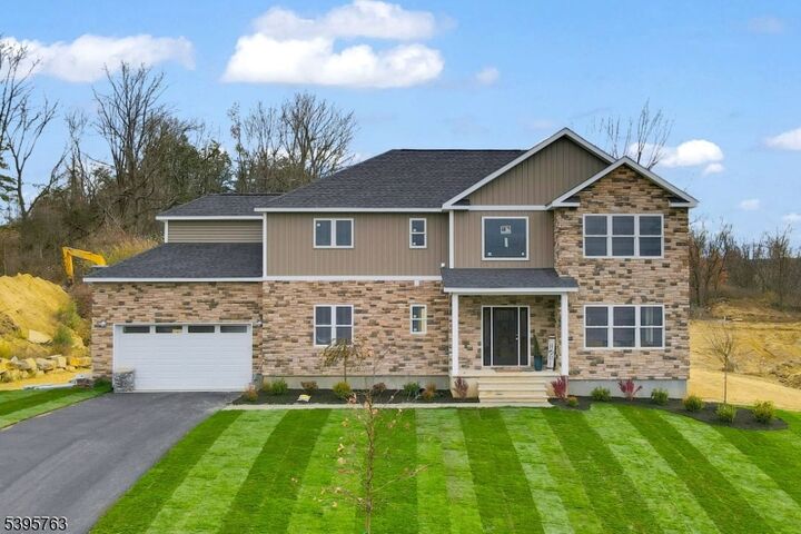 7 Emerald Dr  Hardyston Twp. NJ 07419 photo