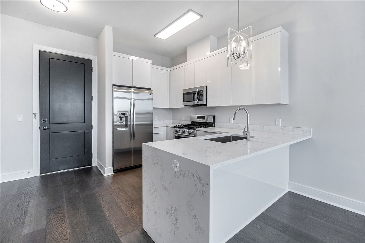 Property Photo:  119 Peter St 503  NJ 07087 