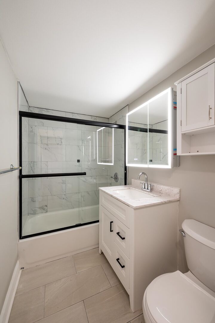 Property Photo:  9060 Palisade Ave 1005  NJ 07047 