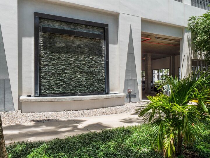 Property Photo: 260 S Osceola Avenue 1207 FL 32801