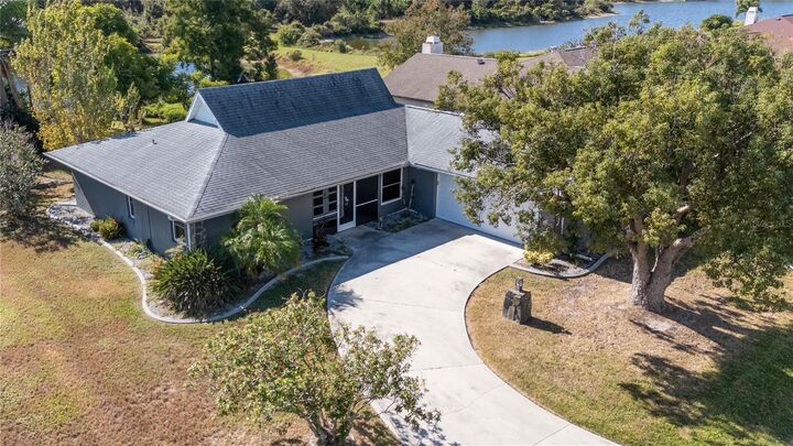 Property Photo: 3231 Meadow Run Drive FL 34293