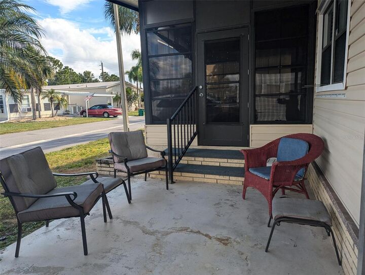 Property Photo: 2100 Kings Highway 545 FL 33980