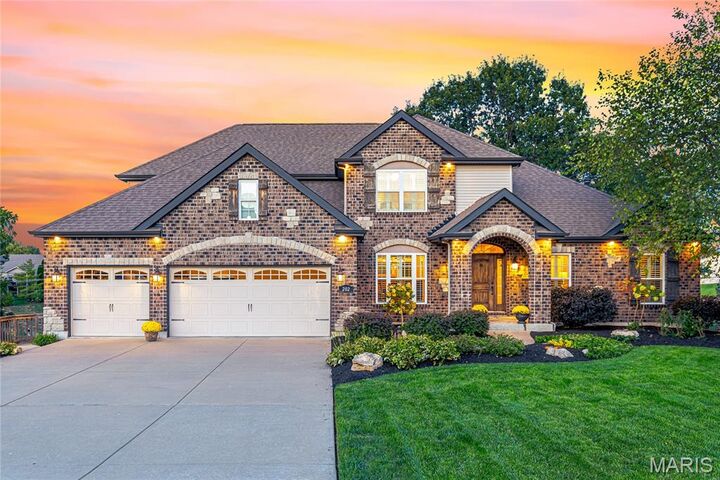 Property Photo: 202 Rue De Vin MO 63367