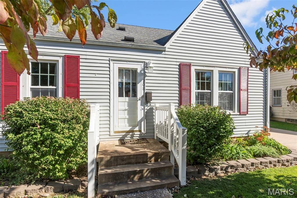 Property Photo: 208 Elmwood Boulevard MO 63755