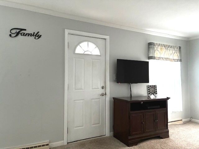 Property Photo: 212 E Vanburen Street IL 60152