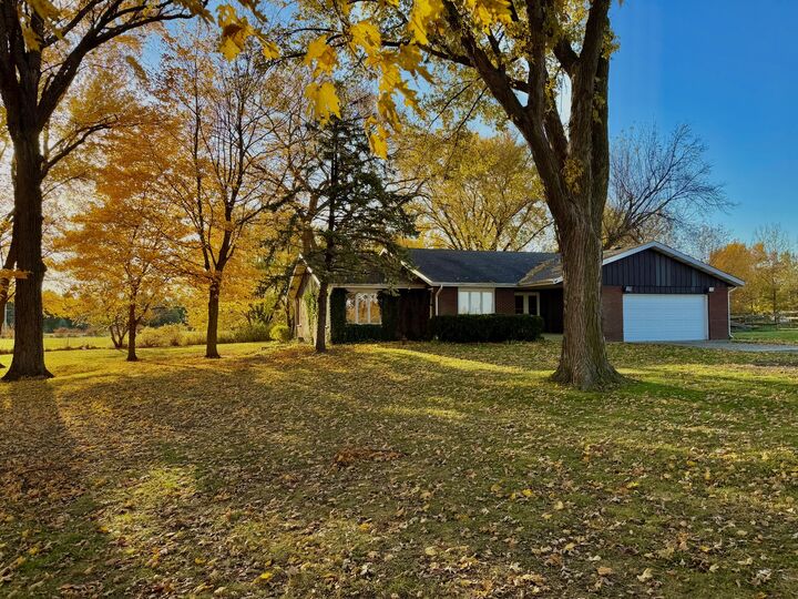 Property Photo:  27169 Brickville Road  IL 60178 