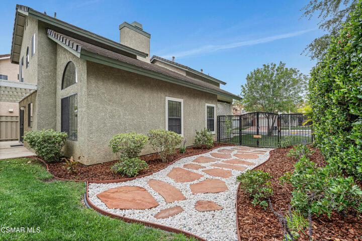 Property Photo:  26869 Cold Springs Street  CA 91301 