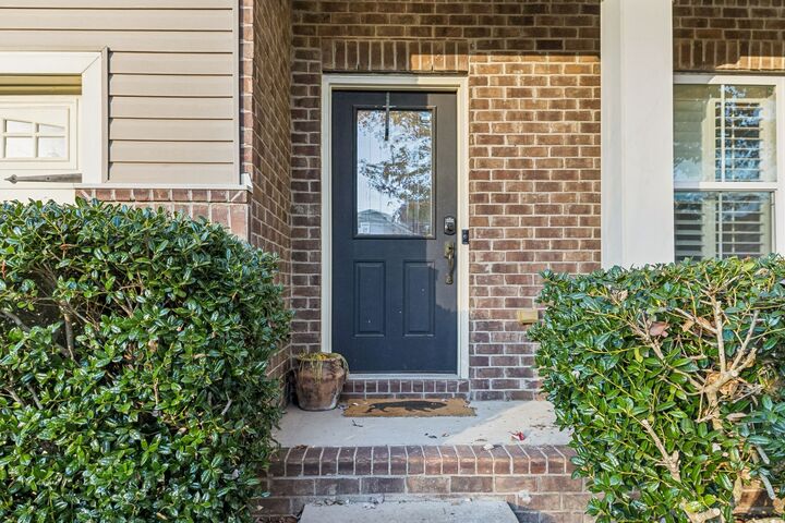 Property Photo: 747 Gloucester Ln TN 37221