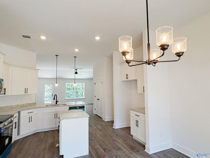 Property Photo: 109 Vickery Court AL 35810