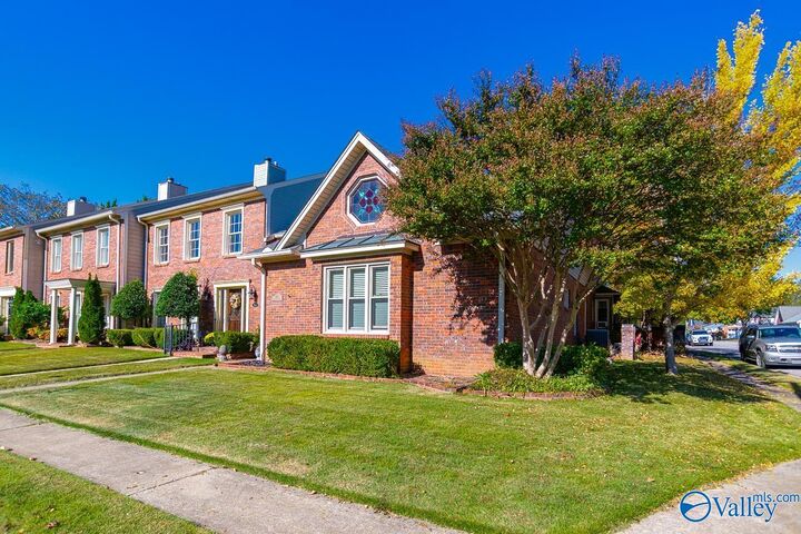 Property Photo: 1611 Riverbend Place SE AL 35601