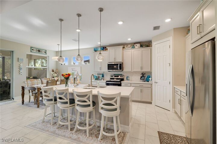 Property Photo:  16530 Seagate Place  FL 34135 