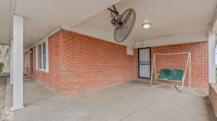 Property Photo: 1886 N County Road 599 AR 72358