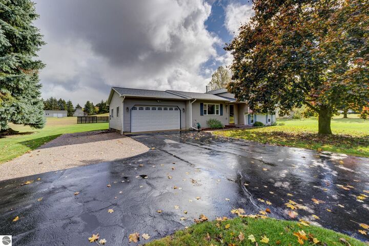Property Photo:  12199 S Lincoln Hollow  MI 49621 