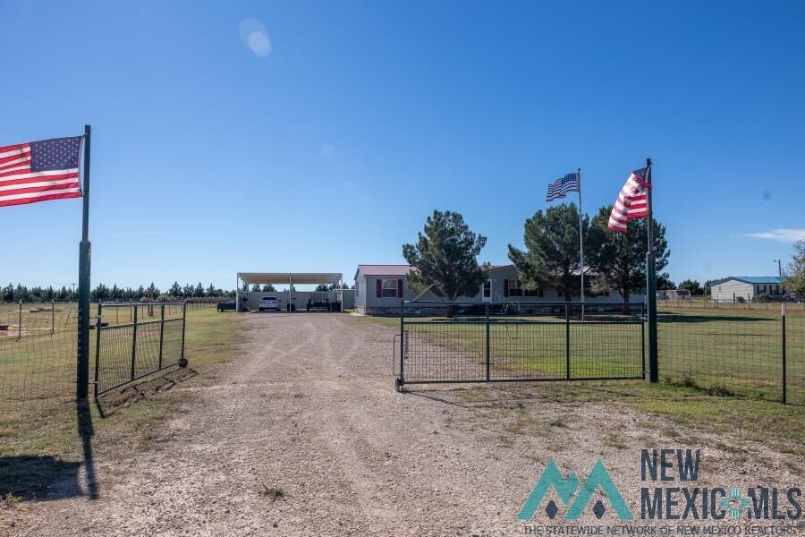 Property Photo: 1905 Westview Diamond Way NM 88130
