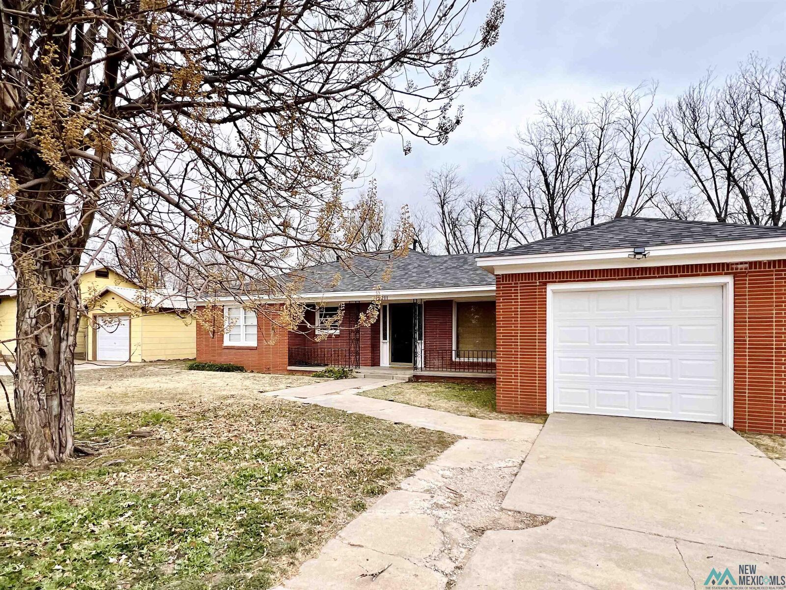 Property Photo:  2211 Gidding Street  NM 88101 