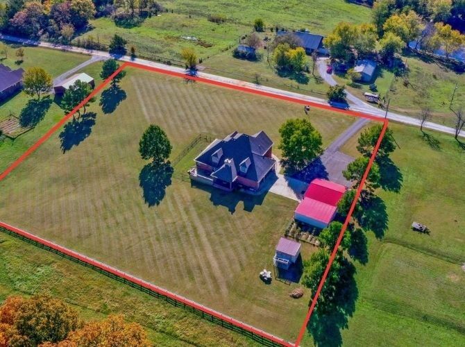 Property Photo: 18518 Duncan Road AR 72701