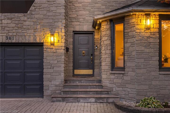 Property Photo: 381 Queen Street S ON L8P 3T8