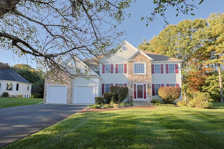 Property Photo:  14 Country Club Way  MA 02766 