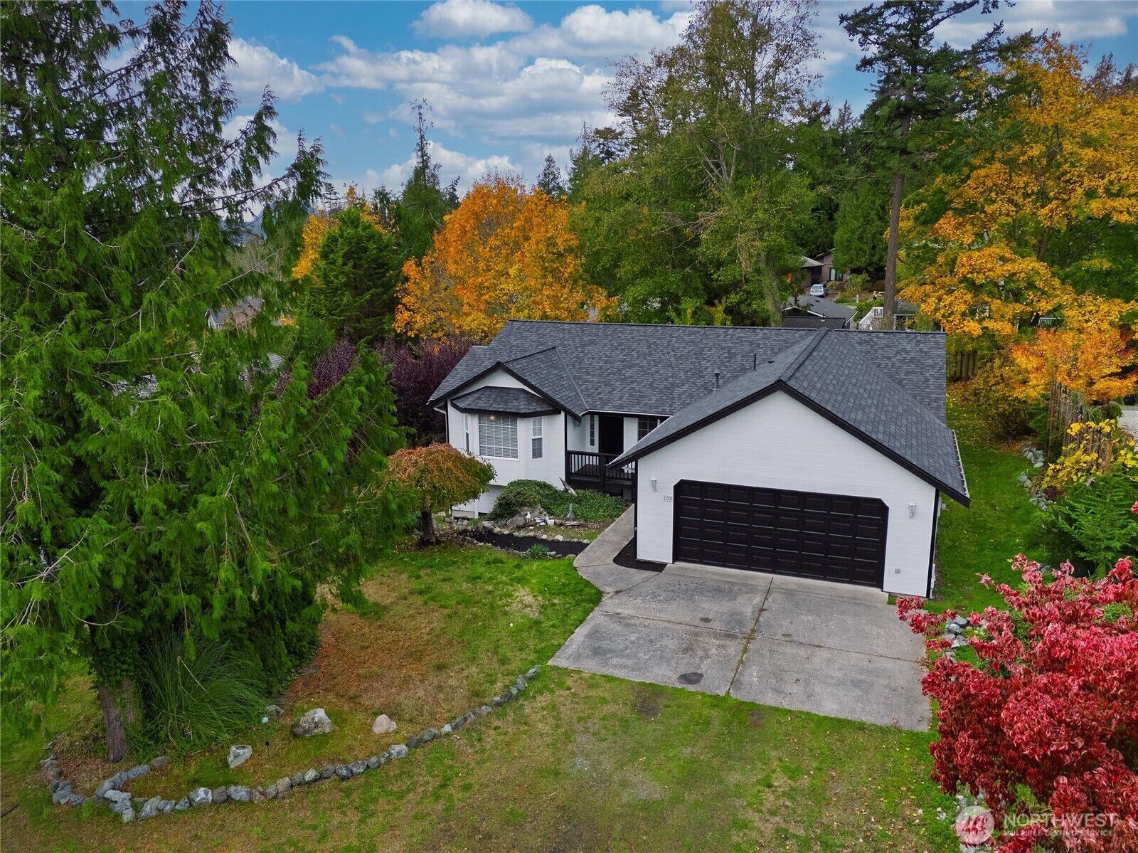 Property Photo: 752 Tillamuk Drive WA 98257