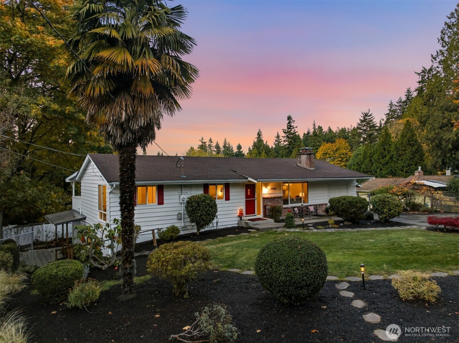 Property Photo: 12664 NE 87th Street WA 98033