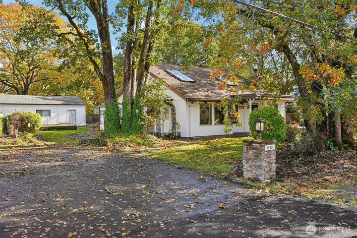 Property Photo: 13521 Yakima Avenue S WA 98444