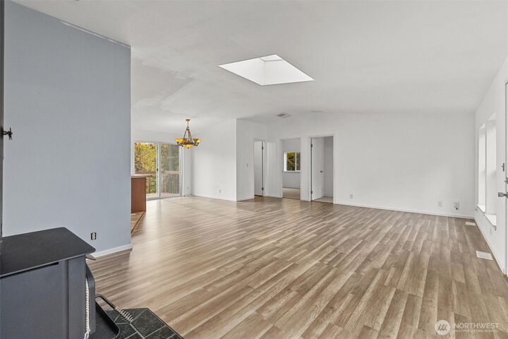 Property Photo: 18325 40th Place NE WA 98290