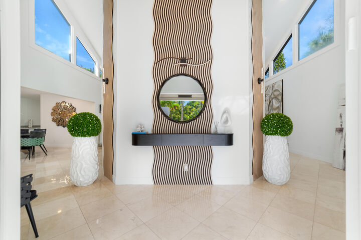 Property Photo:  12677 Pineacre Lane  FL 33414 