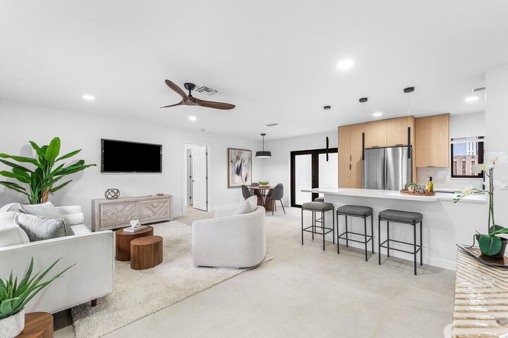 608 SE 2nd Avenue  Delray Beach FL 33483 photo