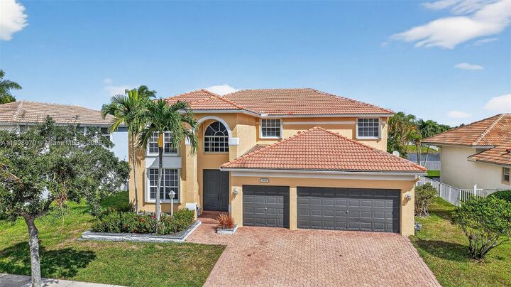 1351 NW 139th Ave  Pembroke Pines FL 33028 photo
