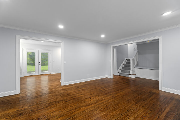 Property Photo:  295 Fillow Street  CT 06850 