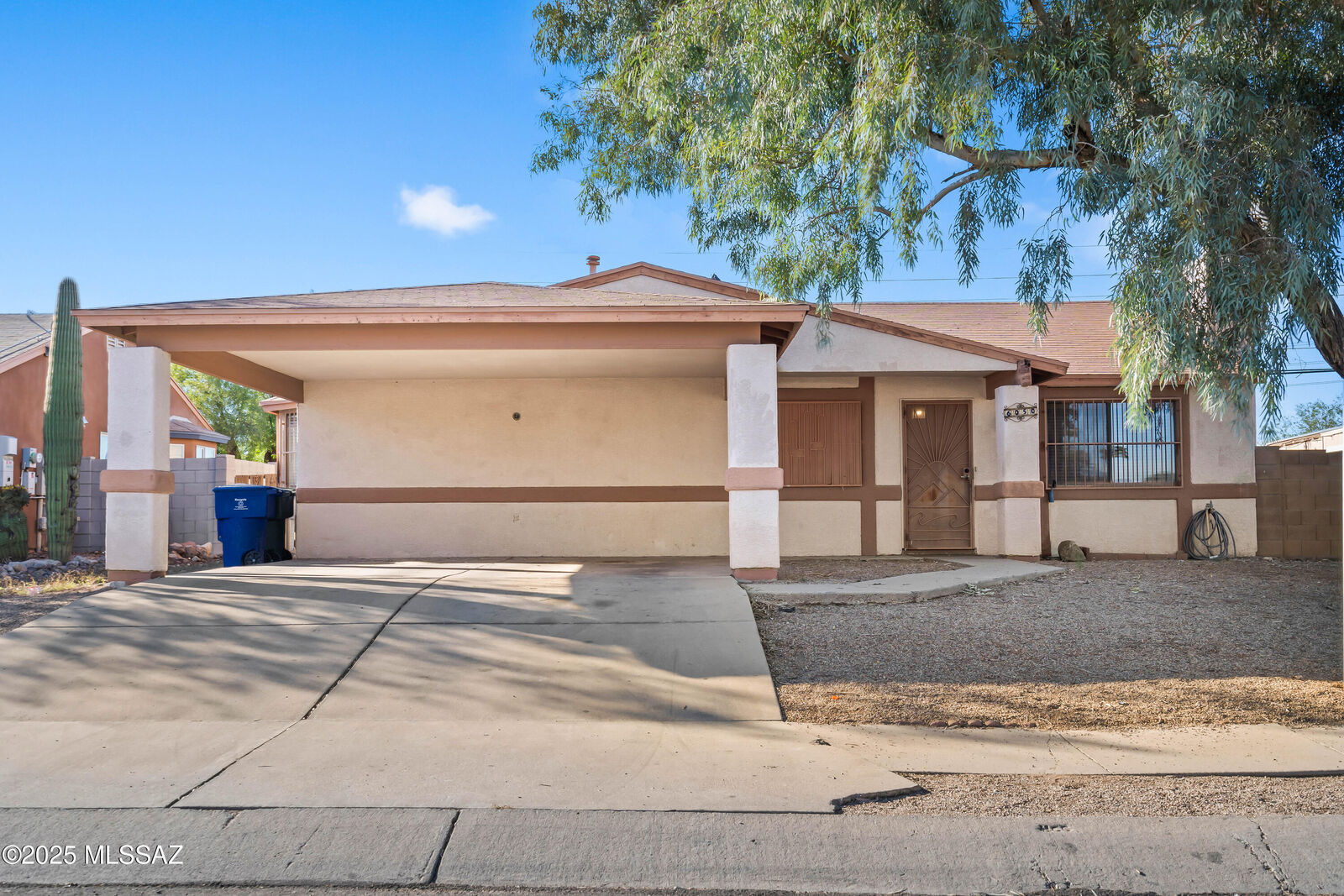 Property Photo: 6050 S Springbrook Drive AZ 85746