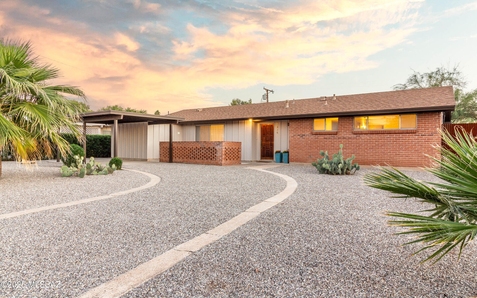 Property Photo: 7426 E Montecito Drive AZ 85710