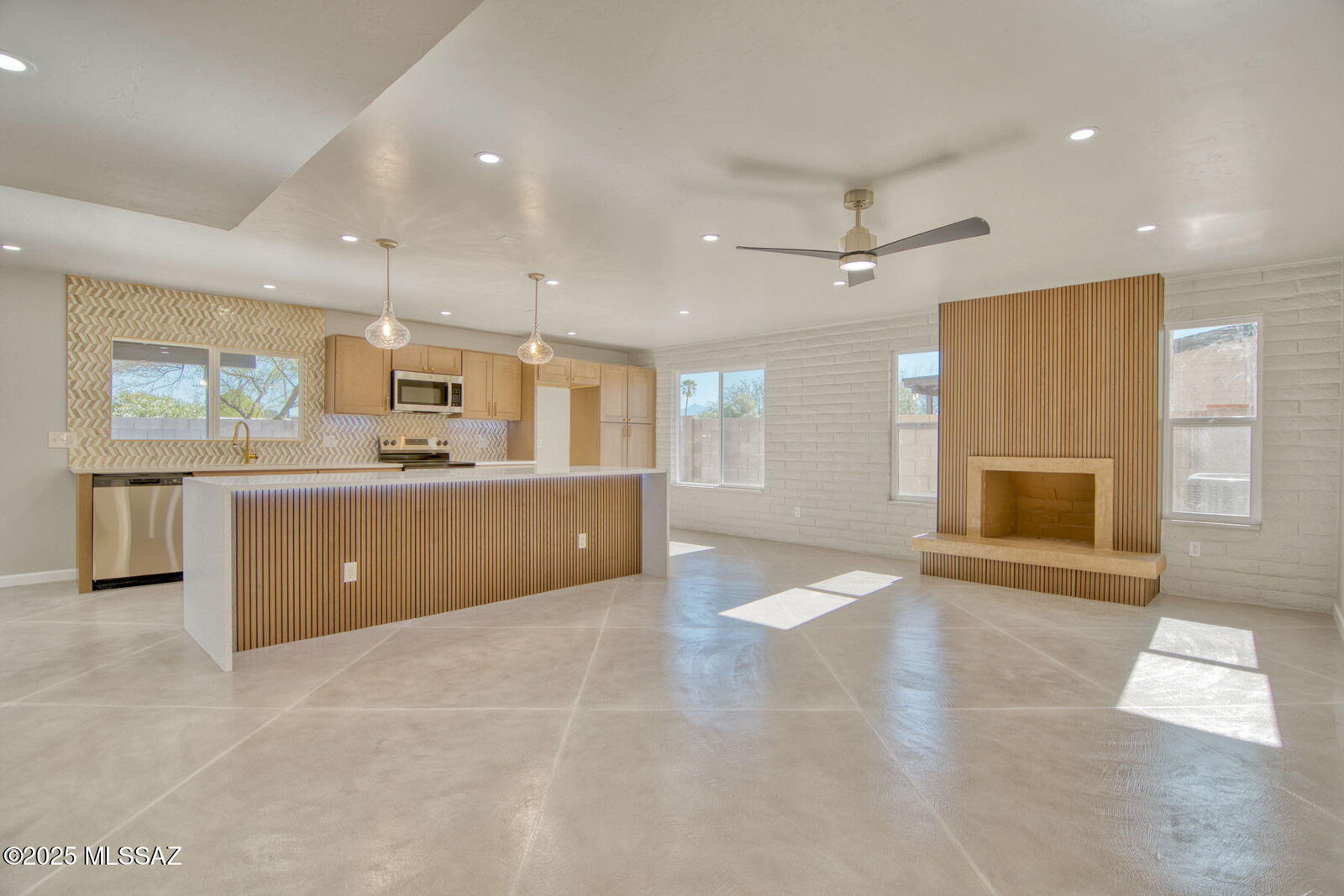 Property Photo: 3549 S Avenida De Las Palmas AZ 85730