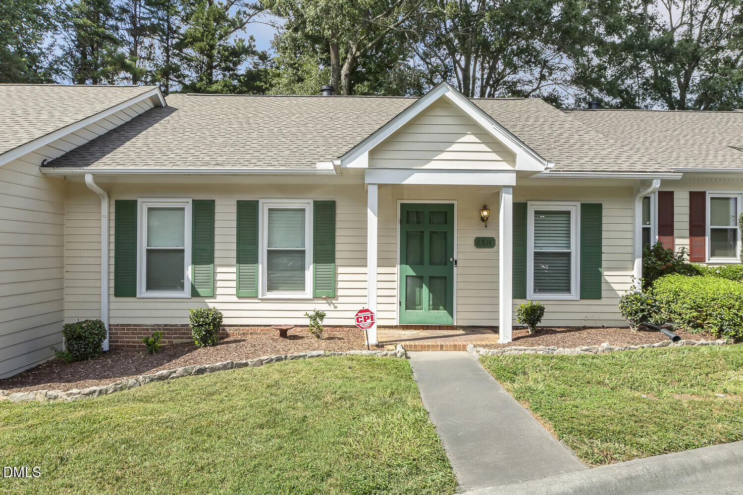 Property Photo:  6814 Fairpoint Court  NC 27613 