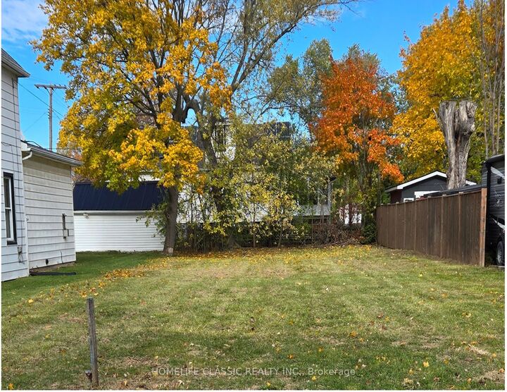 Property Photo:  38 Forks Road  ON L3B 5K3 