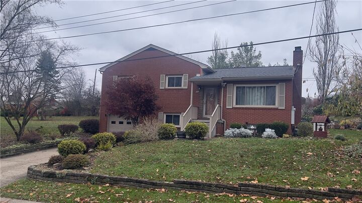 Property Photo: 901 Roosevelt St PA 15027